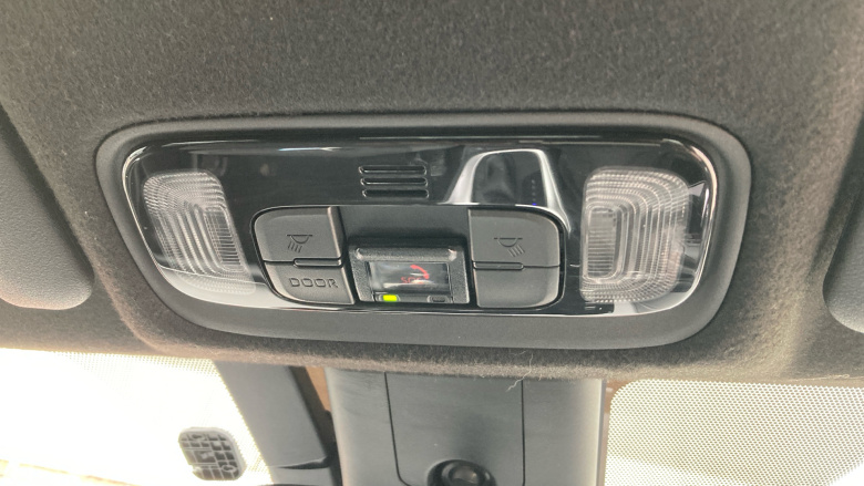 Toyota Yaris Cross 1.5 Hybrid Design 5dr CVT Hybrid Estate